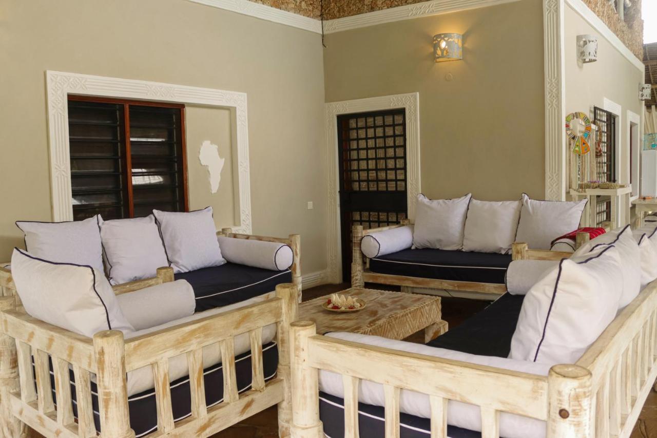 Nyumba Ya Afrika Bed & Breakfast Watamu Exterior foto