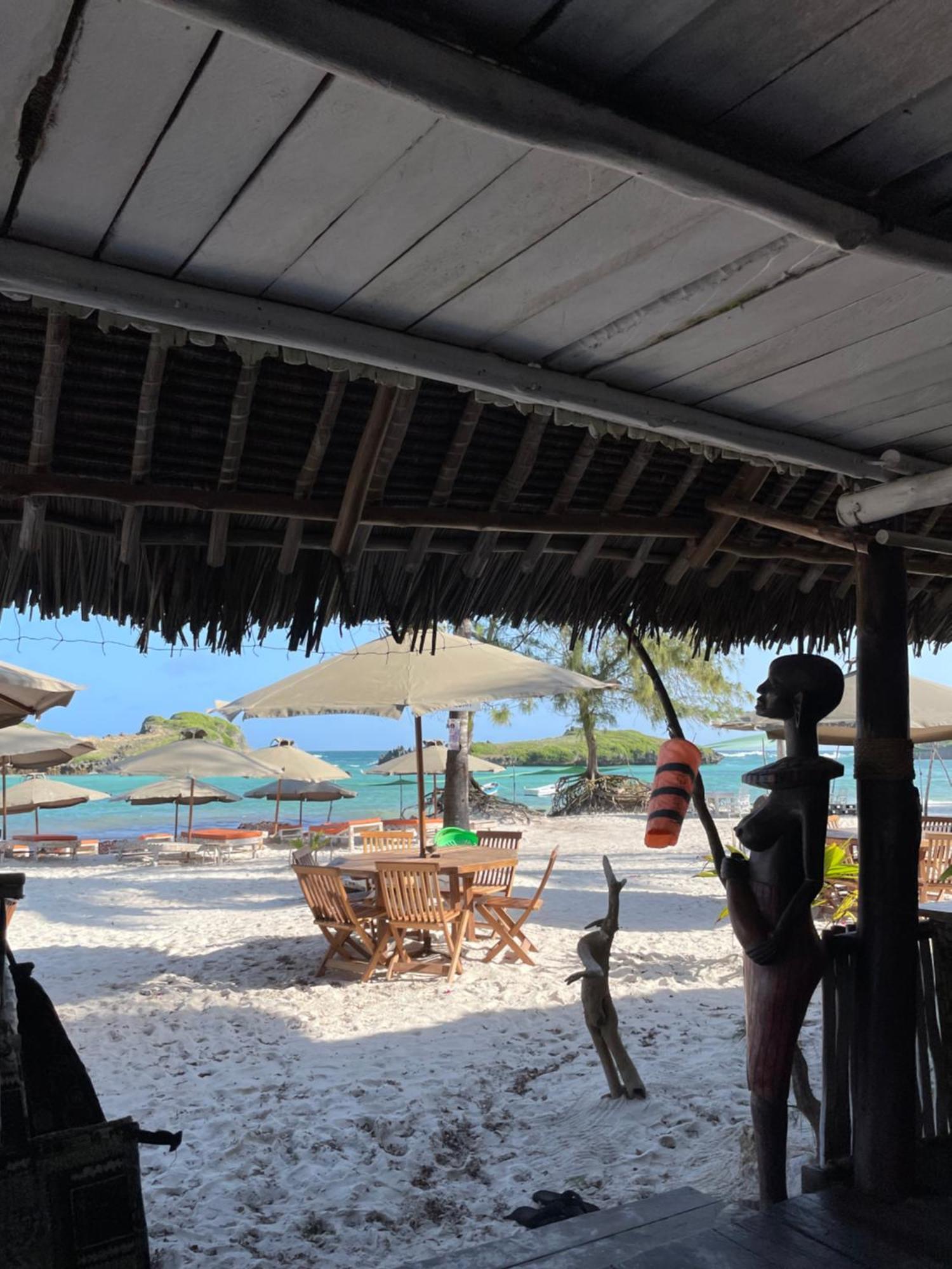 Nyumba Ya Afrika Bed & Breakfast Watamu Exterior foto