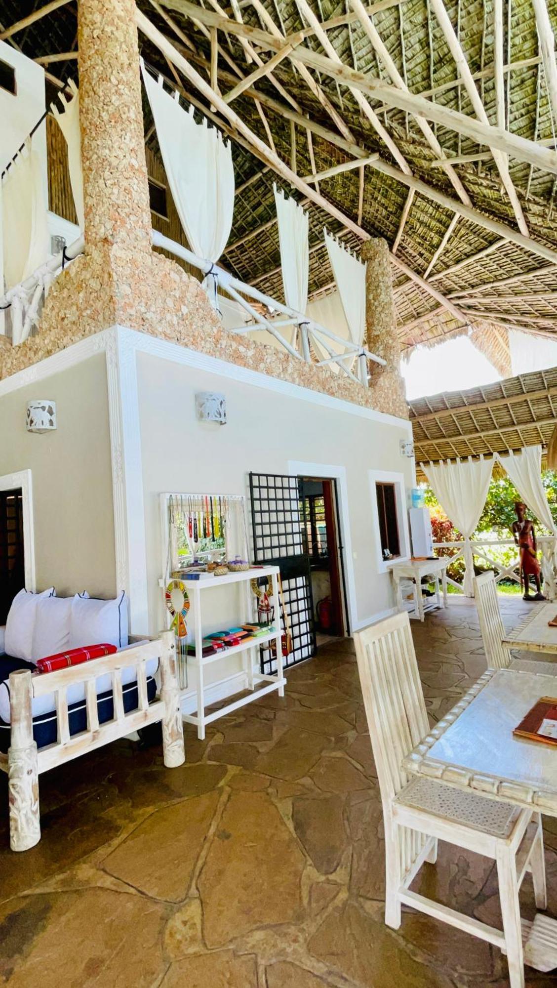 Nyumba Ya Afrika Bed & Breakfast Watamu Exterior foto